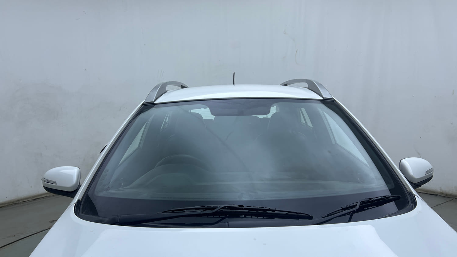 Used 2015 Hyundai i20 Active 1.2 S Petrol Manual exterior FRONT WINDSHIELD VIEW