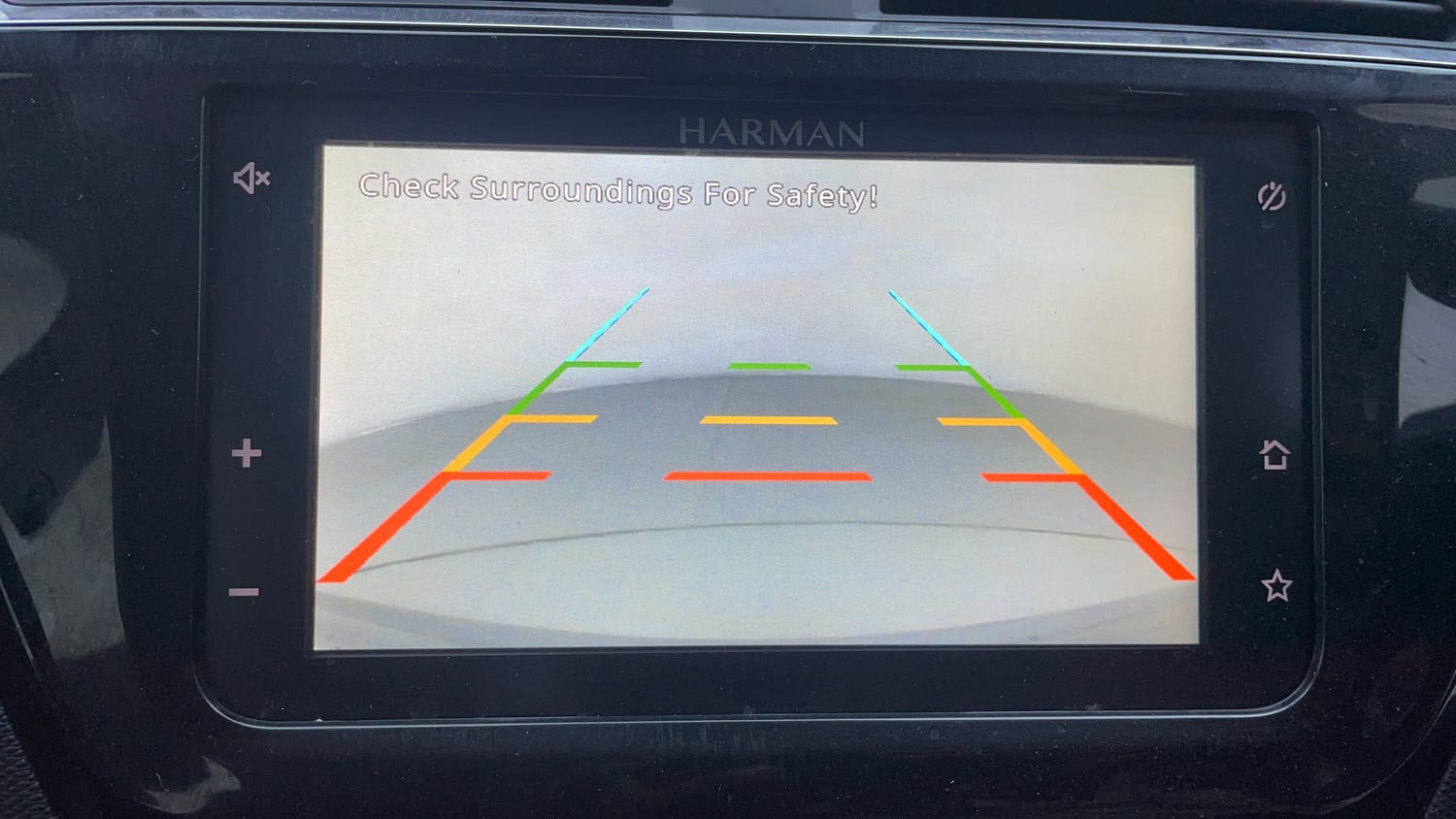 Used 2022 Tata Tigor XZ Plus CNG Cng Manual top_features Rear camera