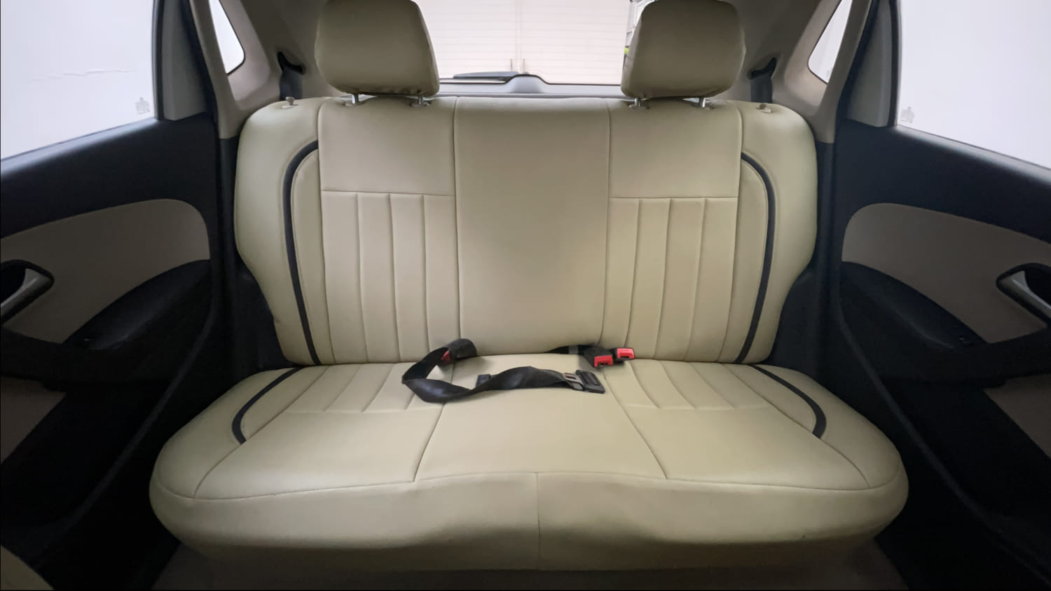 Used 2013 Volkswagen Polo Comfortline 1.2L (P) Petrol Manual interior REAR SEAT CONDITION VIEW
