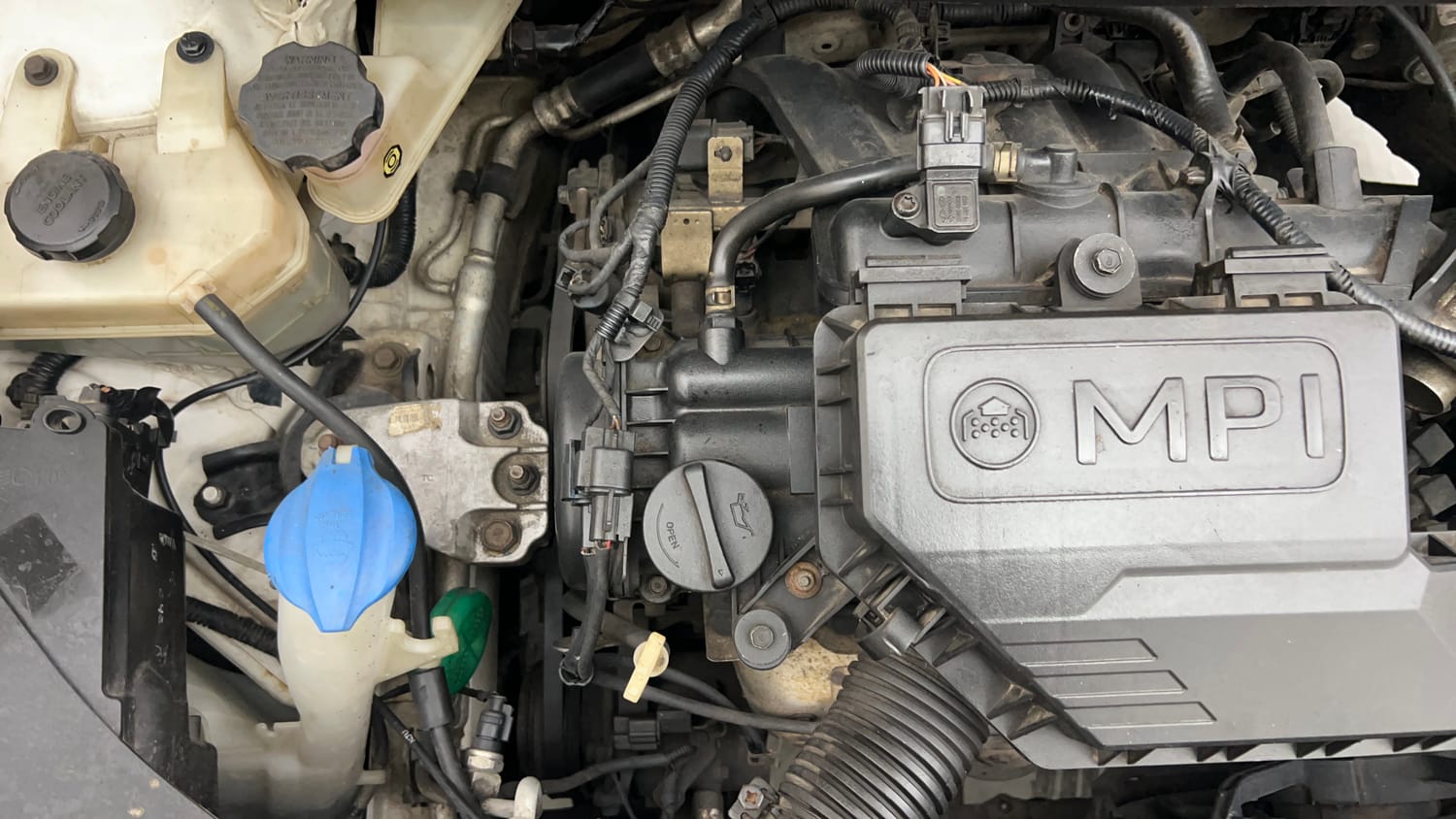 Used 2018 Hyundai Santro Magna Petrol Manual engine ENGINE RIGHT SIDE VIEW