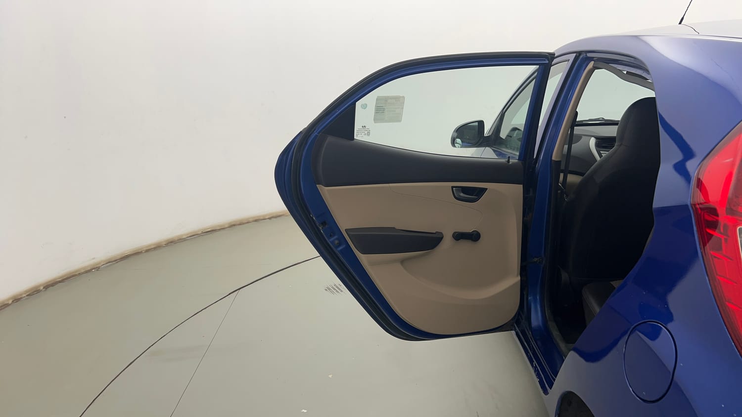 Used 2017 Hyundai Eon Sportz Petrol Manual interior LEFT REAR DOOR OPEN VIEW