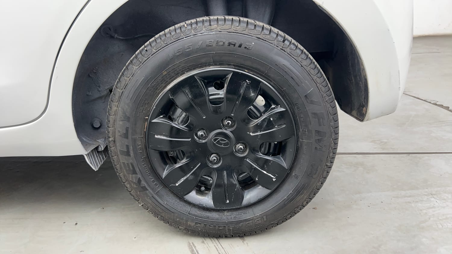 Used 2018 Hyundai Santro Magna Petrol Manual tyres LEFT REAR TYRE RIM VIEW