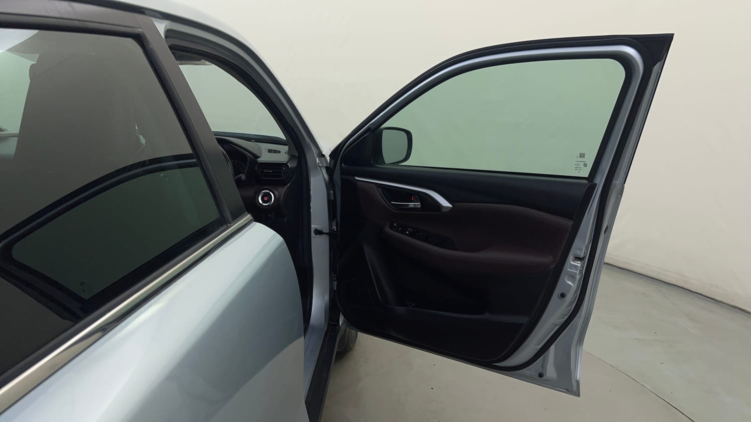 Used 2024 Maruti Suzuki Grand Vitara Zeta Smart Hybrid AT Petrol Automatic interior RIGHT FRONT DOOR OPEN VIEW