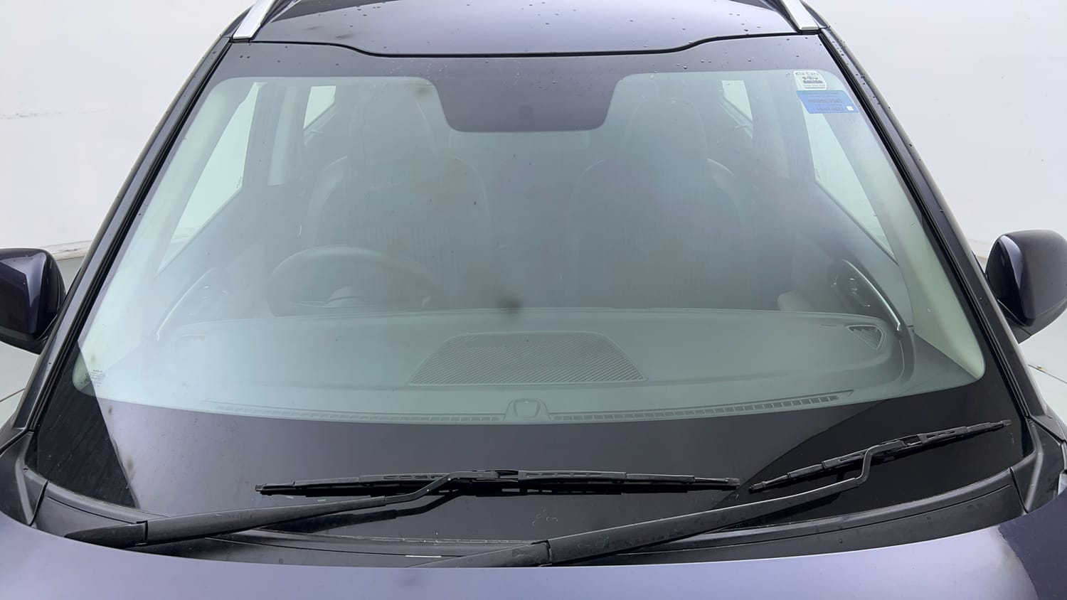 Used 2022 Kia Carens Prestige Plus 1.4 Petrol DCT 7 STR Petrol Automatic exterior FRONT WINDSHIELD VIEW