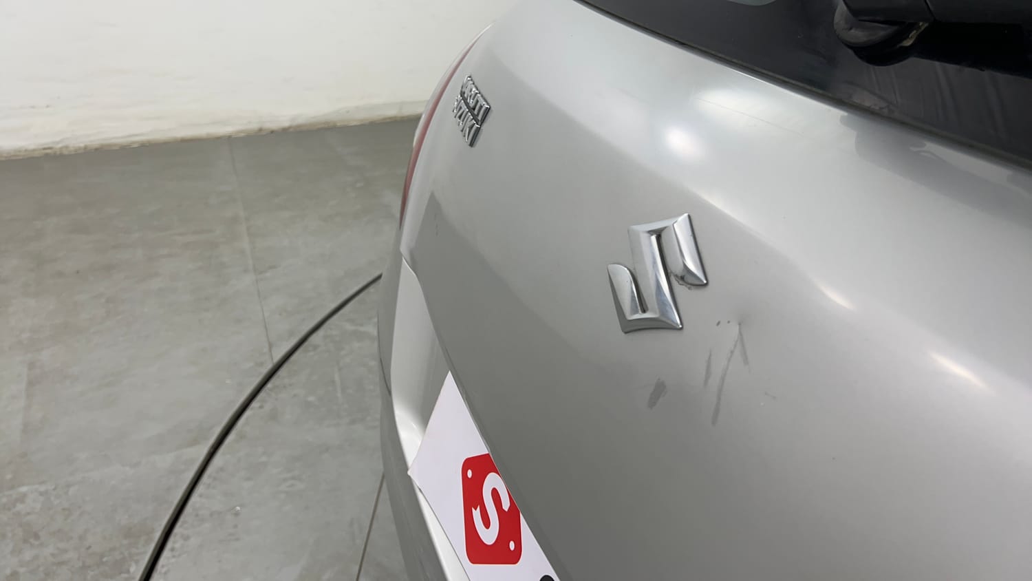 Used 2012 Maruti Suzuki Swift ZDi Diesel Manual dents MINOR SCRATCH