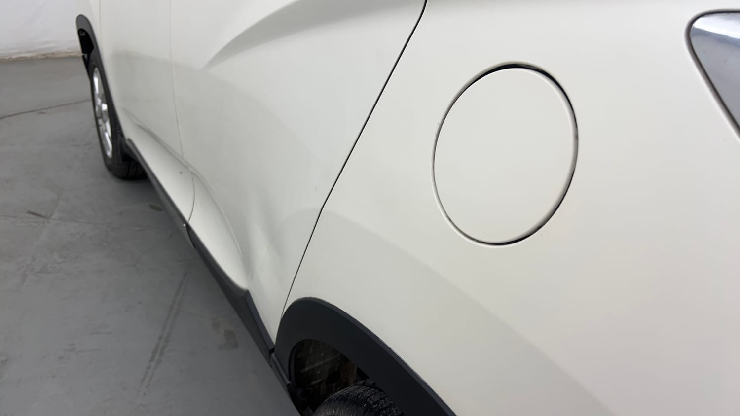 Used 2017 Mahindra KUV100 K8 6 STR Petrol Manual dents MINOR DENT
