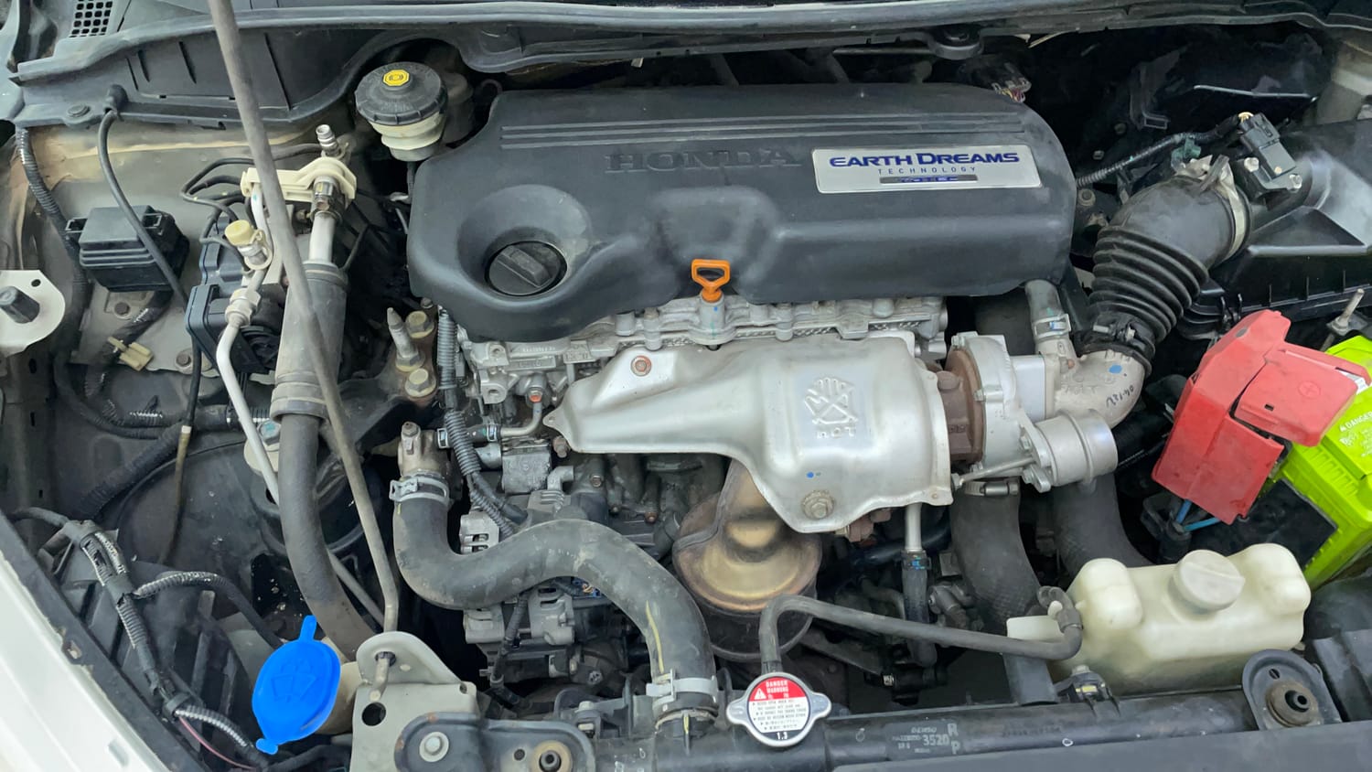 Used 2016 Honda City VX (O) MT Diesel Diesel Manual engine ENGINE RIGHT SIDE VIEW