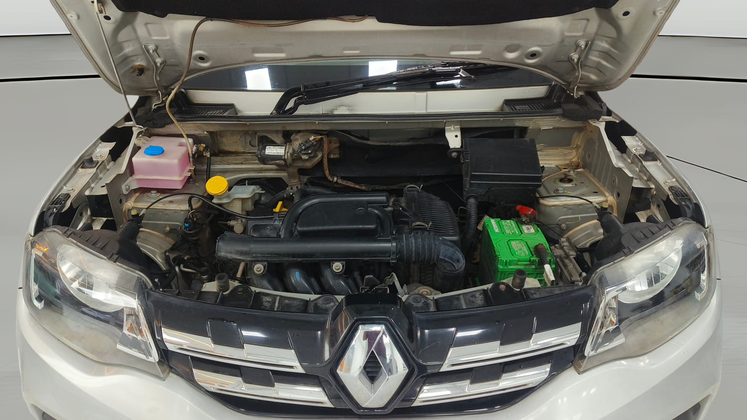 Used 2019 Renault Kwid 1.0 RXT AMT Petrol Automatic engine ENGINE & BONNET OPEN FRONT VIEW