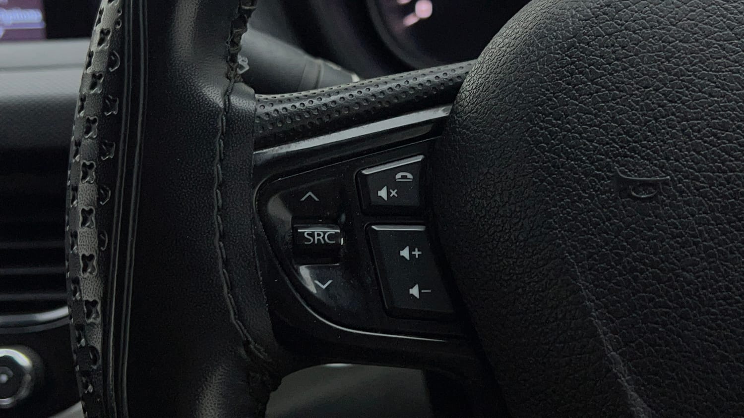 Used 2019 Tata Nexon XMA Petrol Petrol Automatic top_features Steering mounted controls