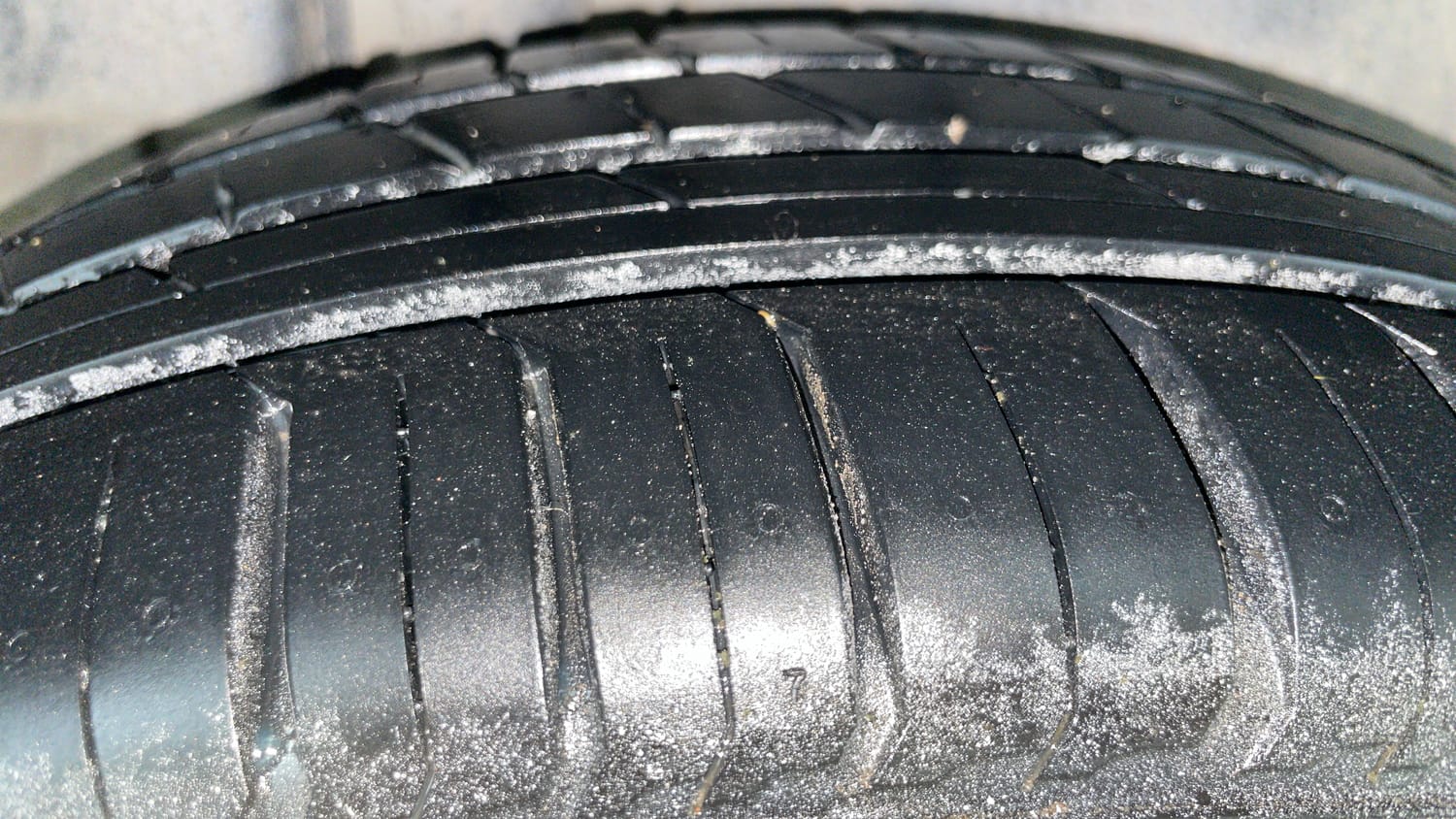 Used 2017 Maruti Suzuki Ciaz VXi+ Petrol Manual tyres RIGHT REAR TYRE TREAD VIEW