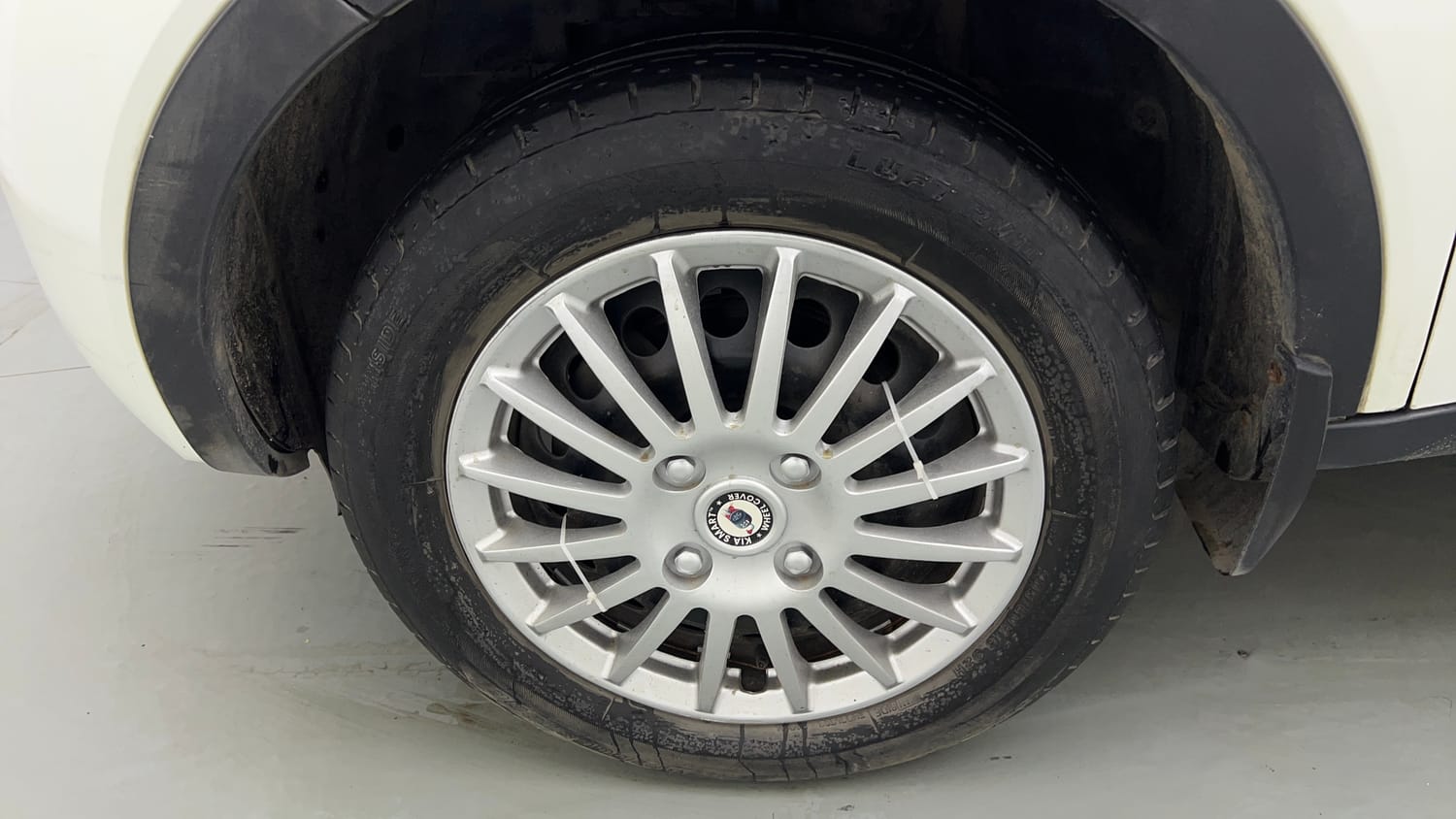 Used 2019 Tata Nexon XMA Petrol Petrol Automatic tyres LEFT FRONT TYRE RIM VIEW