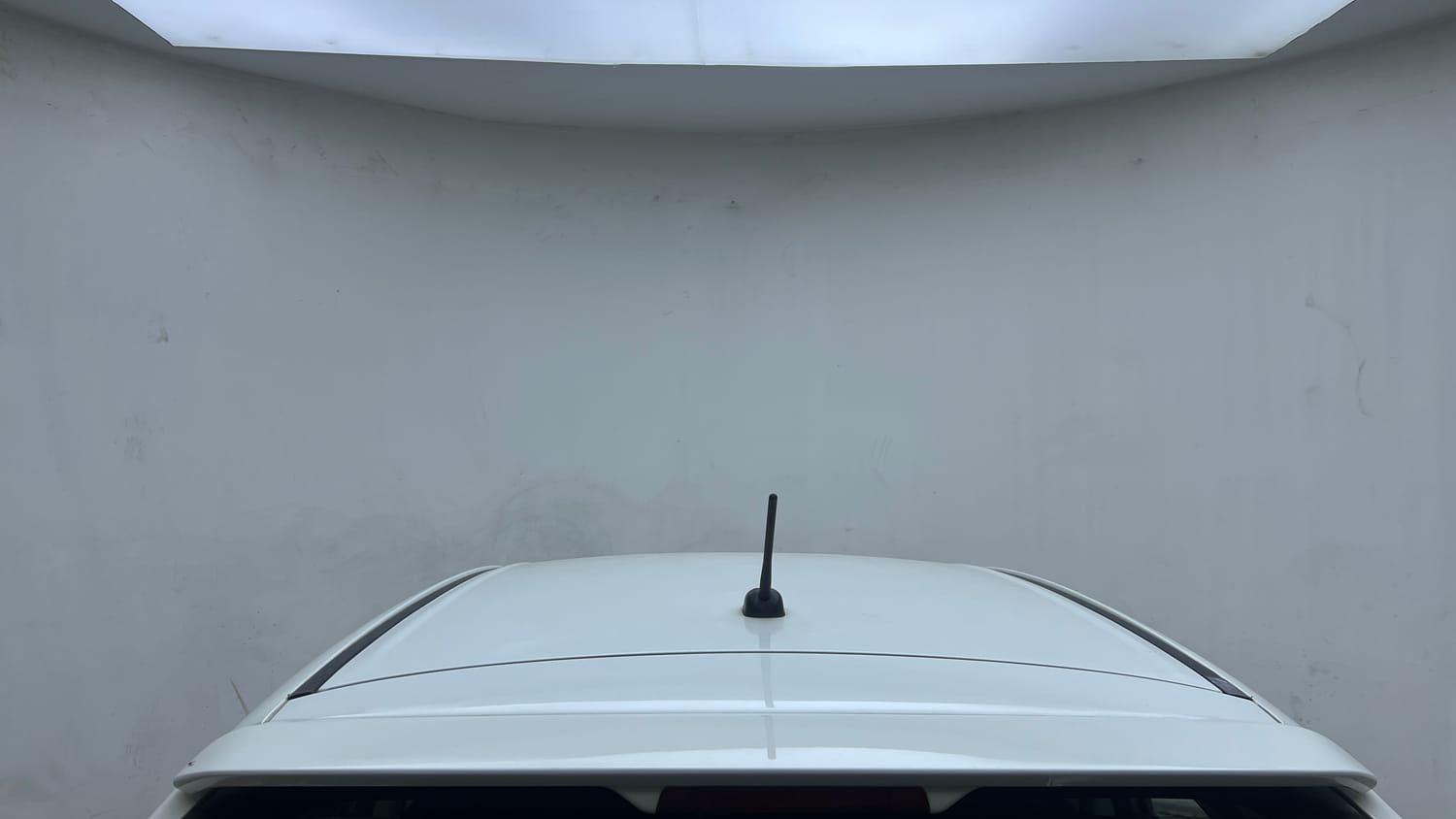 Used 2017 Maruti Suzuki Baleno Delta 1.2 AT Petrol Automatic exterior EXTERIOR ROOF VIEW