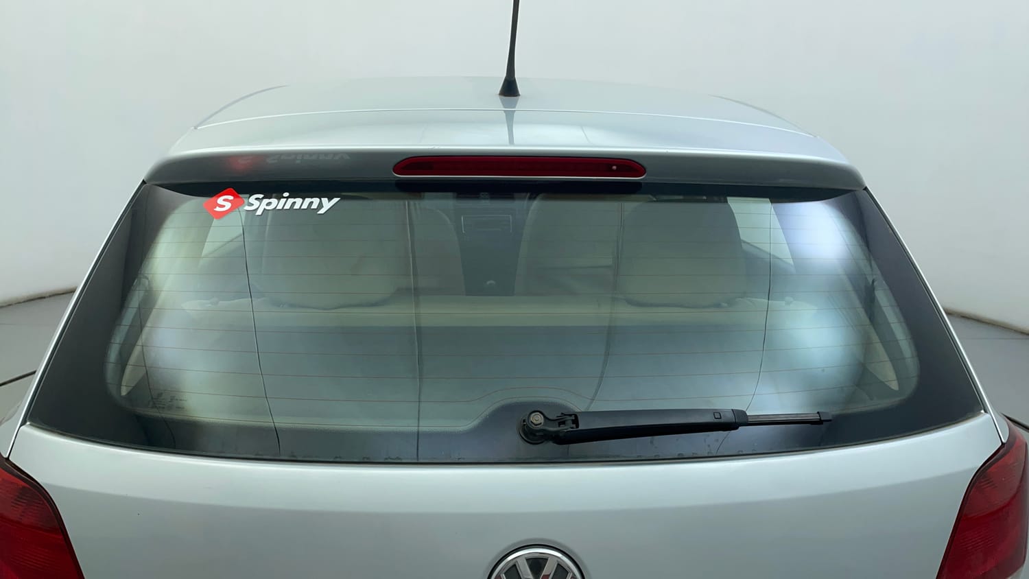 Used 2013 Volkswagen Polo Comfortline 1.2L (P) Petrol Manual exterior BACK WINDSHIELD VIEW