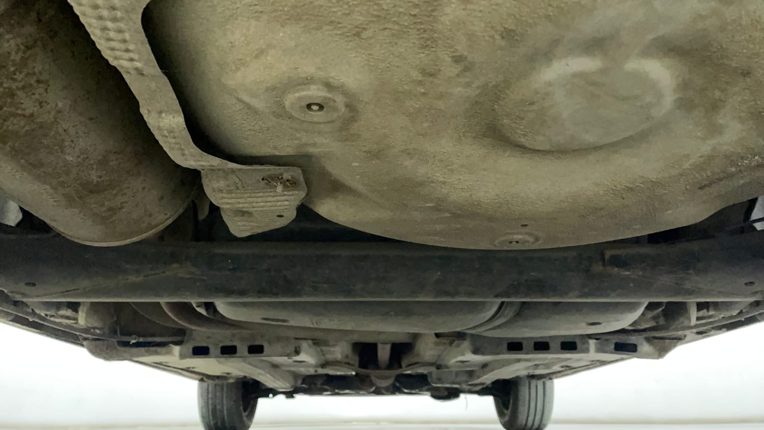 Used 2013 Volkswagen Polo Comfortline 1.2L (P) Petrol Manual extra REAR UNDERBODY VIEW (TAKEN FROM REAR)