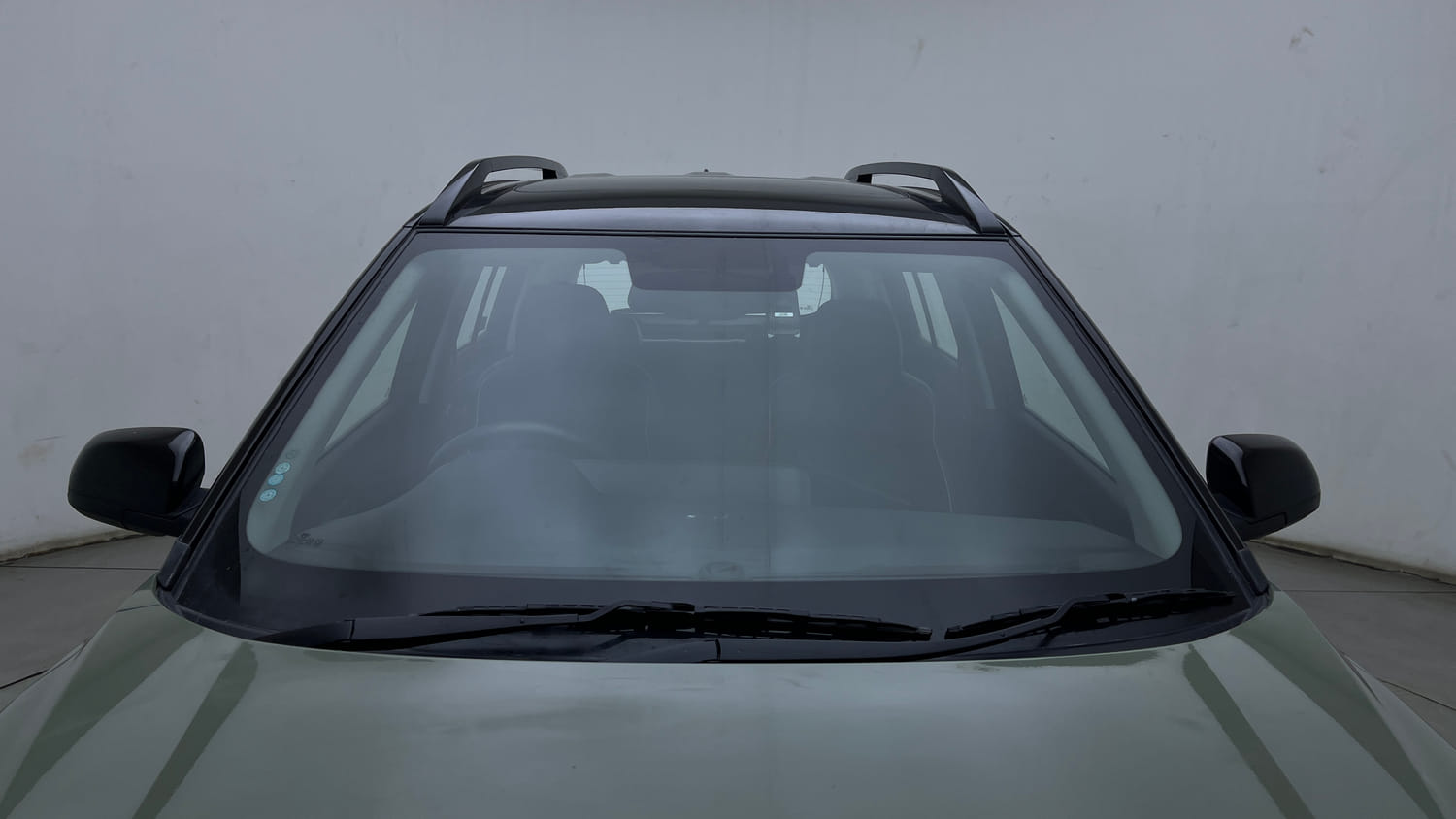 Used 2025 Hyundai Exter SX (O) Connect 1.2 AMT Dual Tone Petrol Automatic exterior FRONT WINDSHIELD VIEW