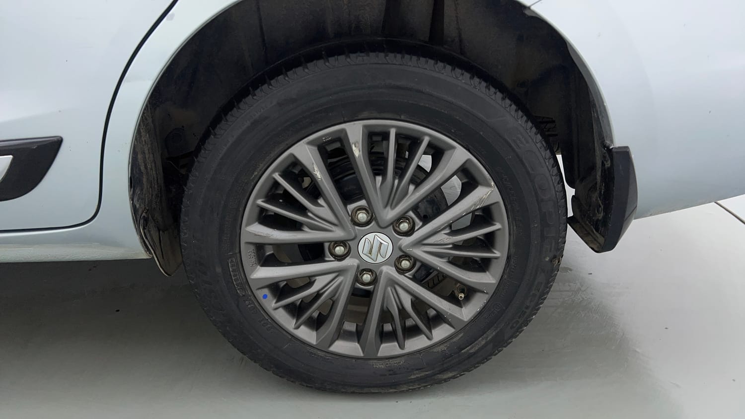 Used 2022 Maruti Suzuki New Ertiga VXi Petrol Manual tyres LEFT REAR TYRE RIM VIEW