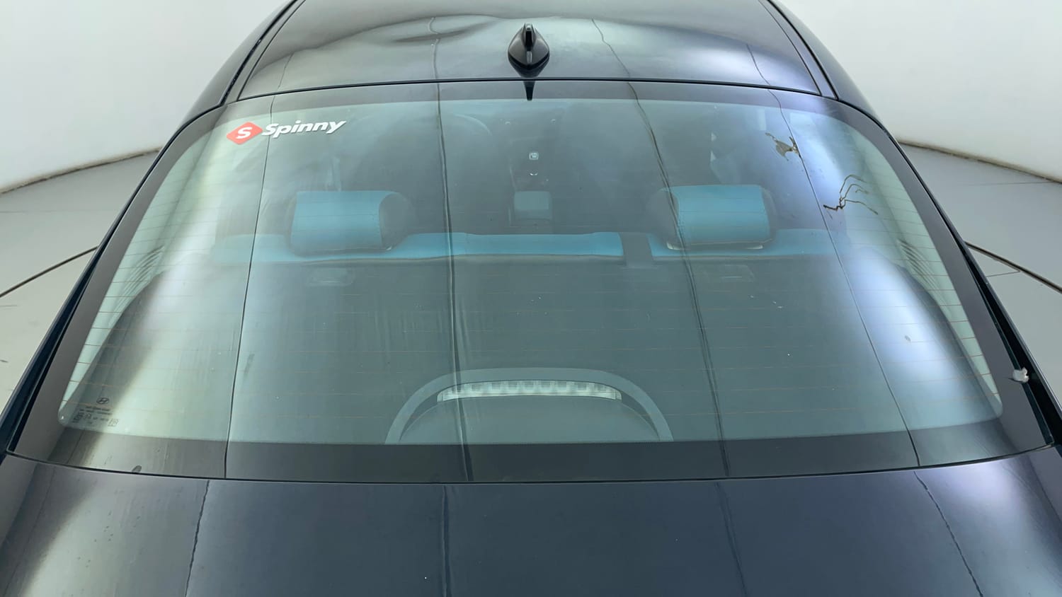 Used 2023 Hyundai Verna SX 1.5 MPi Petrol Manual exterior BACK WINDSHIELD VIEW