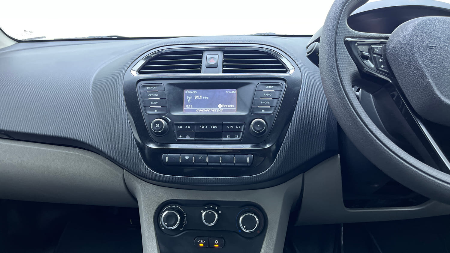 Used 2018 Tata Tiago Revotron XZA Petrol Automatic interior MUSIC SYSTEM & AC CONTROL VIEW