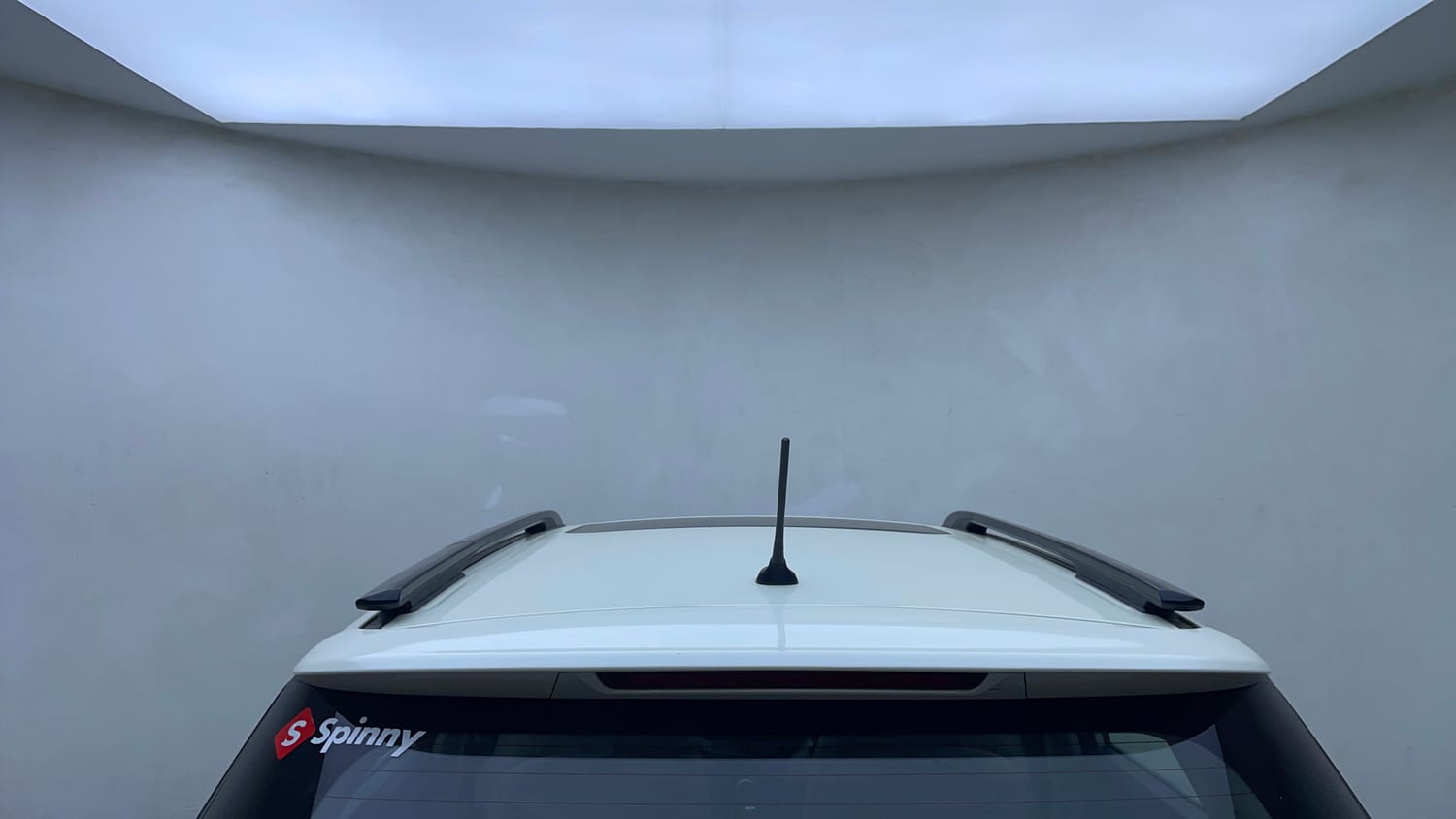 Used 2021 Mahindra XUV 300 W8 (O) 1.2 Petrol AMT Petrol Automatic exterior EXTERIOR ROOF VIEW
