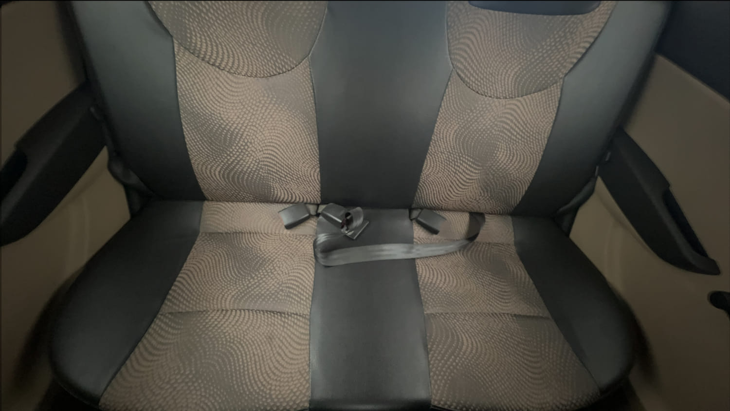 Used 2017 Hyundai Eon Sportz Petrol Manual interior REAR SEAT CONDITION VIEW