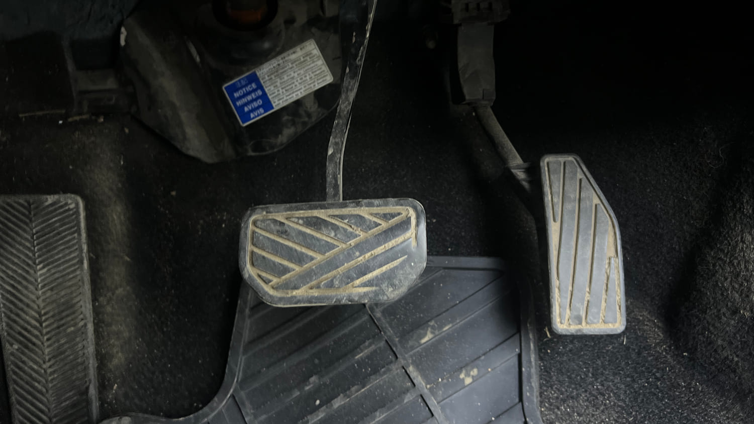 Used 2017 Maruti Suzuki Baleno Delta 1.2 AT Petrol Automatic interior PEDALS VIEW