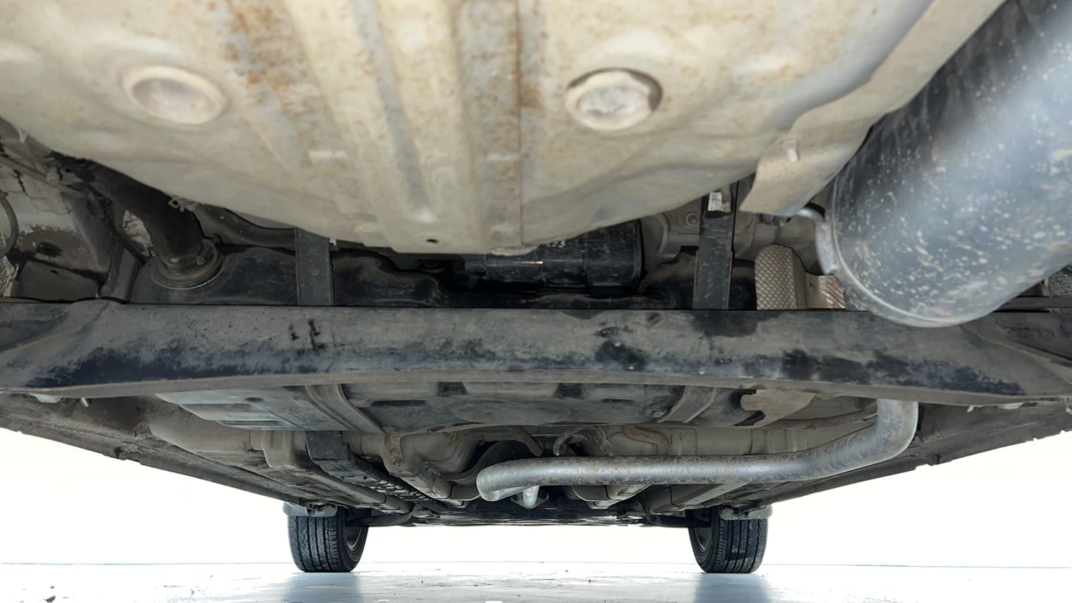 Used 2016 Hyundai Elite i20 Asta 1.2 Petrol Manual extra REAR UNDERBODY VIEW (TAKEN FROM REAR)