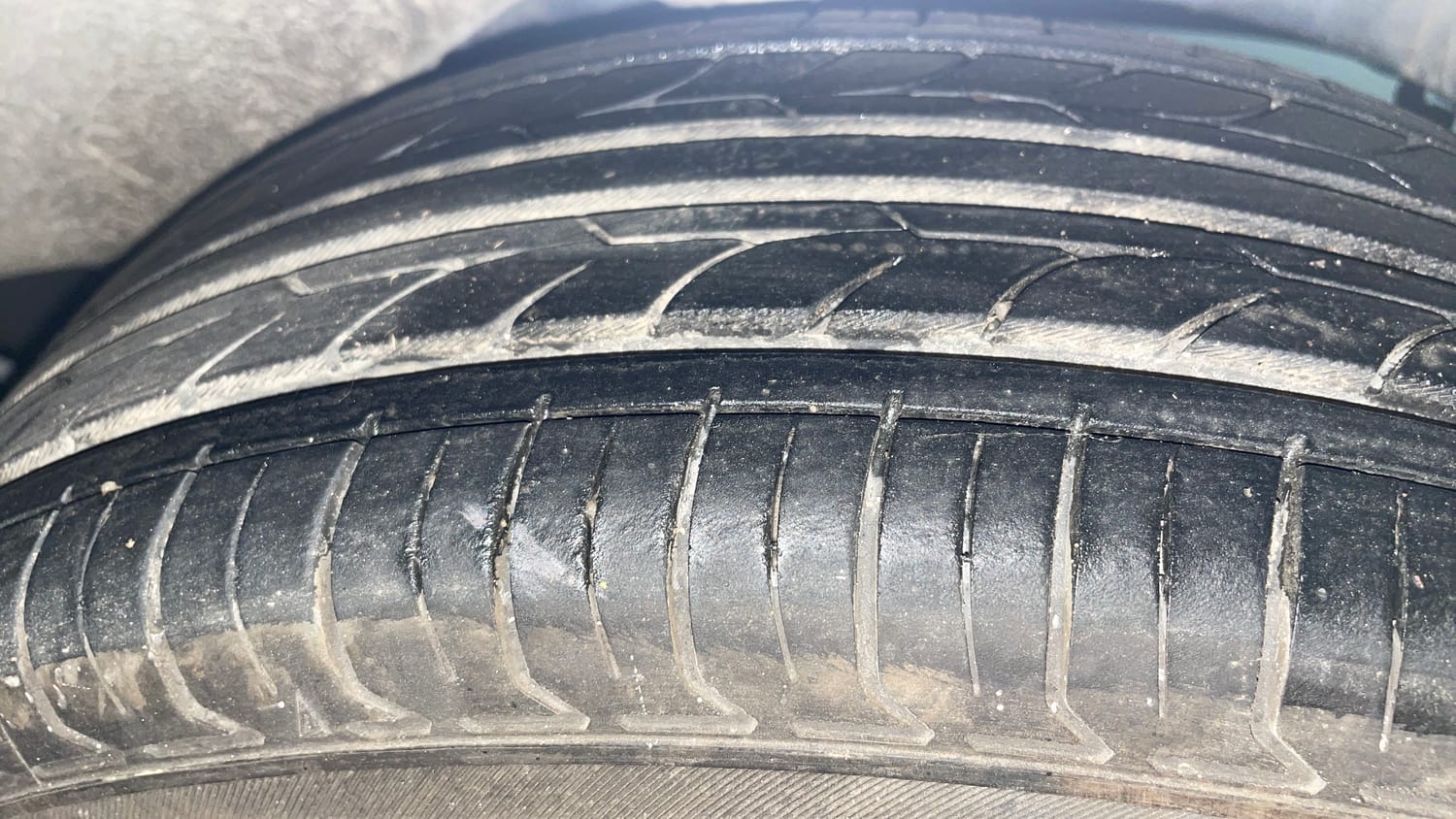 Used 2013 Maruti Suzuki A-Star VXI AT Petrol Automatic tyres LEFT REAR TYRE TREAD VIEW