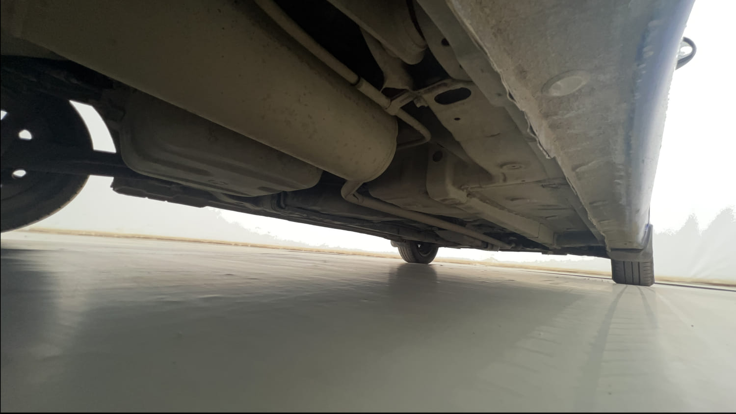 Used 2017 Hyundai Eon Sportz Petrol Manual extra REAR RIGHT UNDERBODY VIEW
