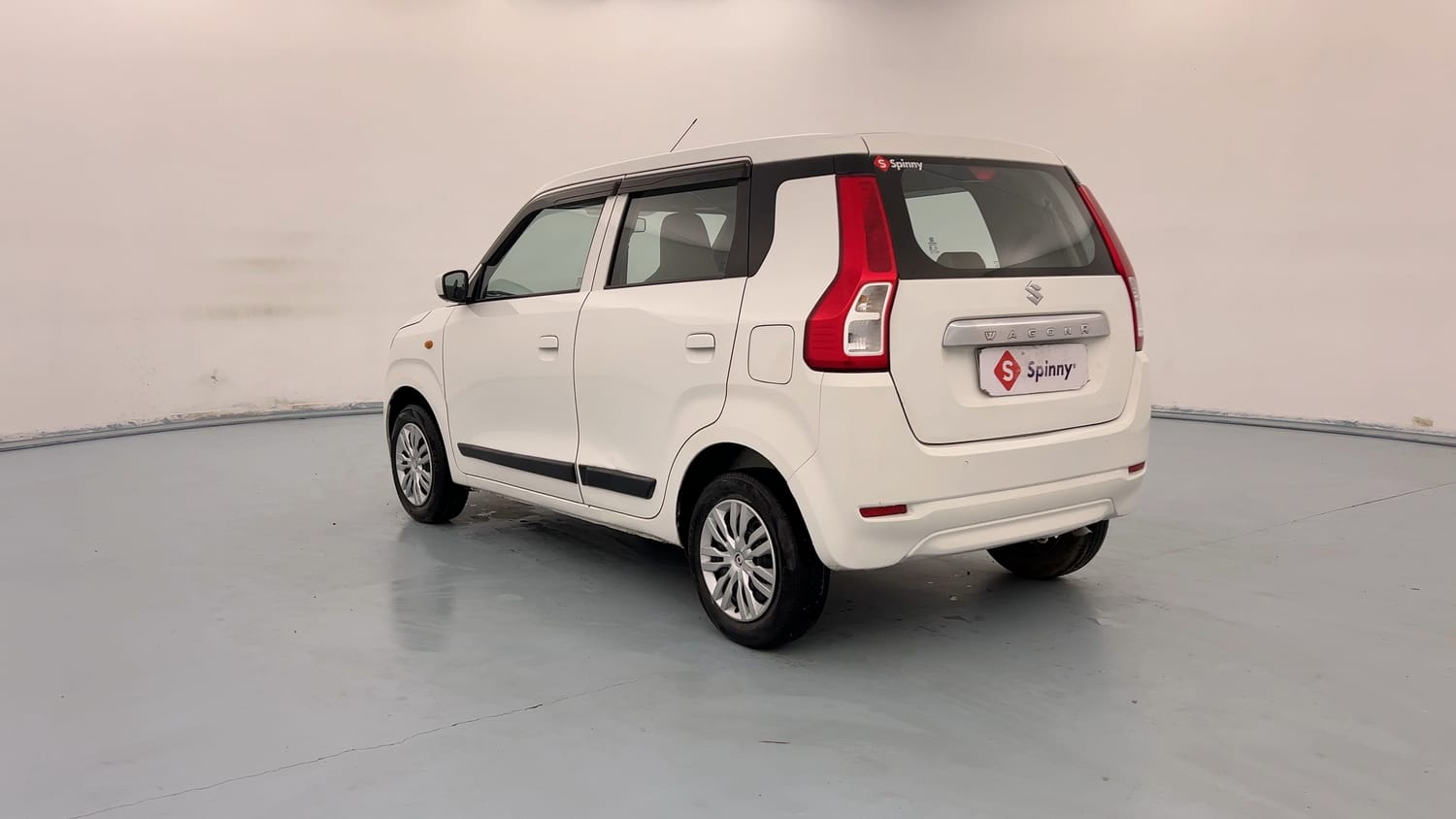 Used 2020 Maruti Suzuki Wagon R 1.0 VXi 1.0 Petrol Manual exterior LEFT REAR CORNER VIEW