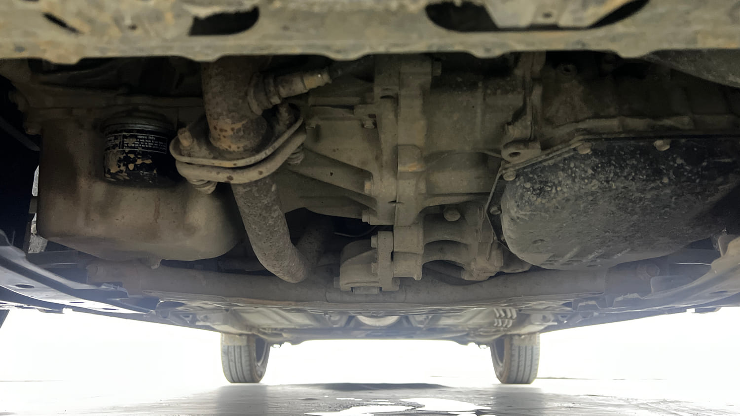 Used 2017 Maruti Suzuki Baleno Delta 1.2 AT Petrol Automatic extra FRONT LEFT UNDERBODY VIEW