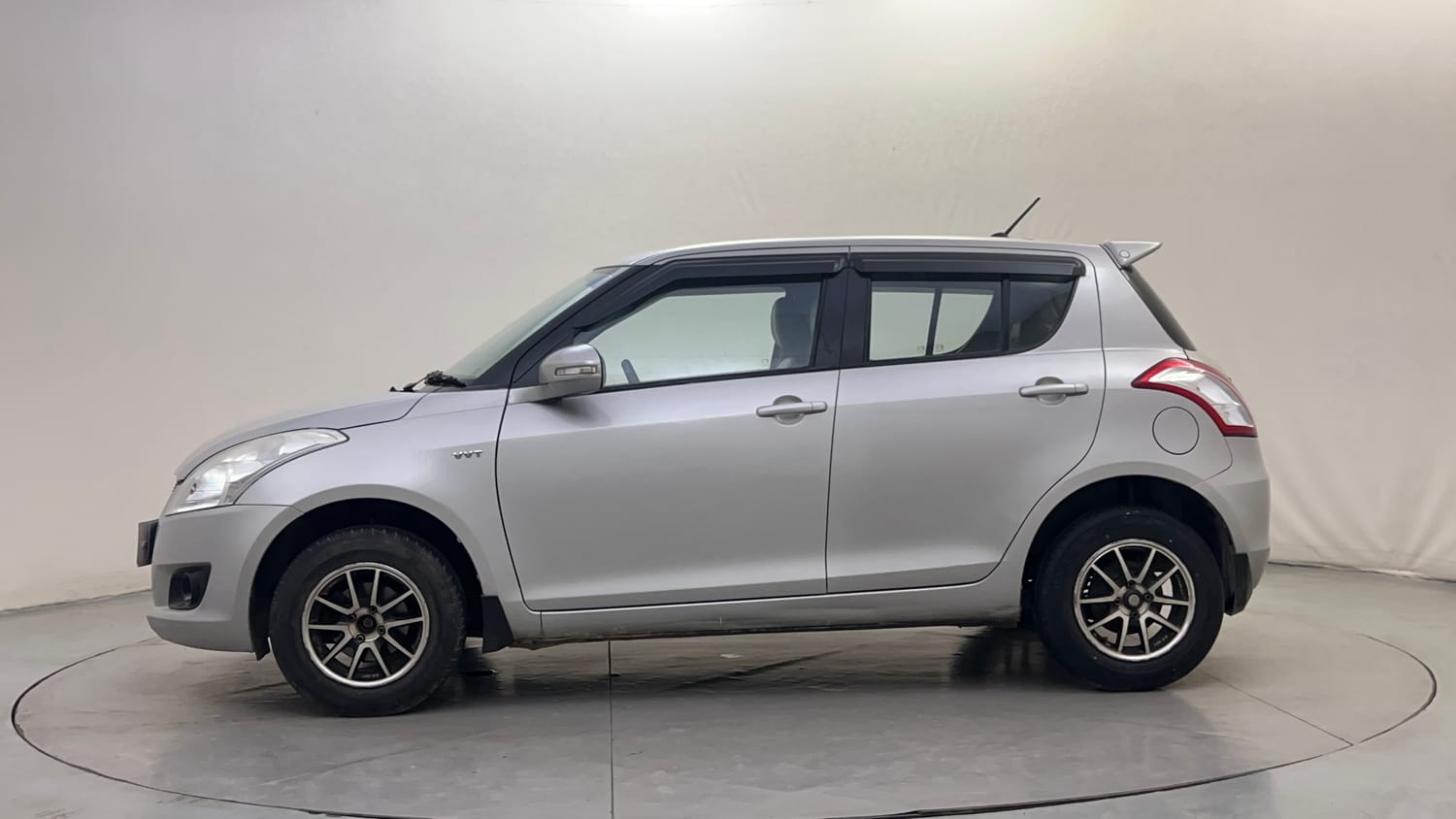 Used 2012 Maruti Suzuki Swift VXi Petrol Manual exterior LEFT SIDE VIEW