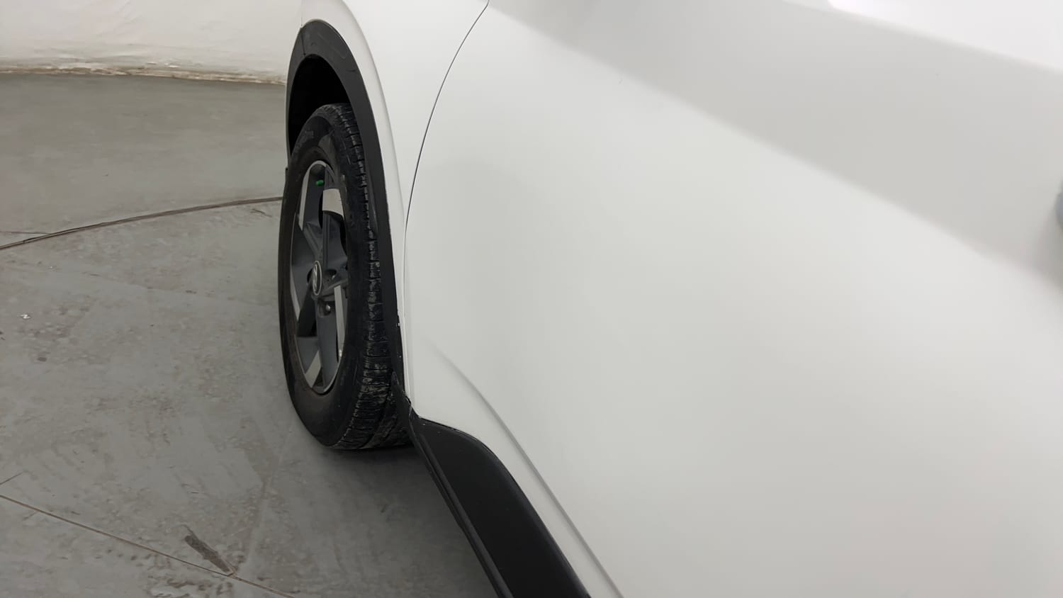 Used 2019 Hyundai Venue SX Plus 1.0 Turbo DCT Petrol Automatic dents MINOR SCRATCH