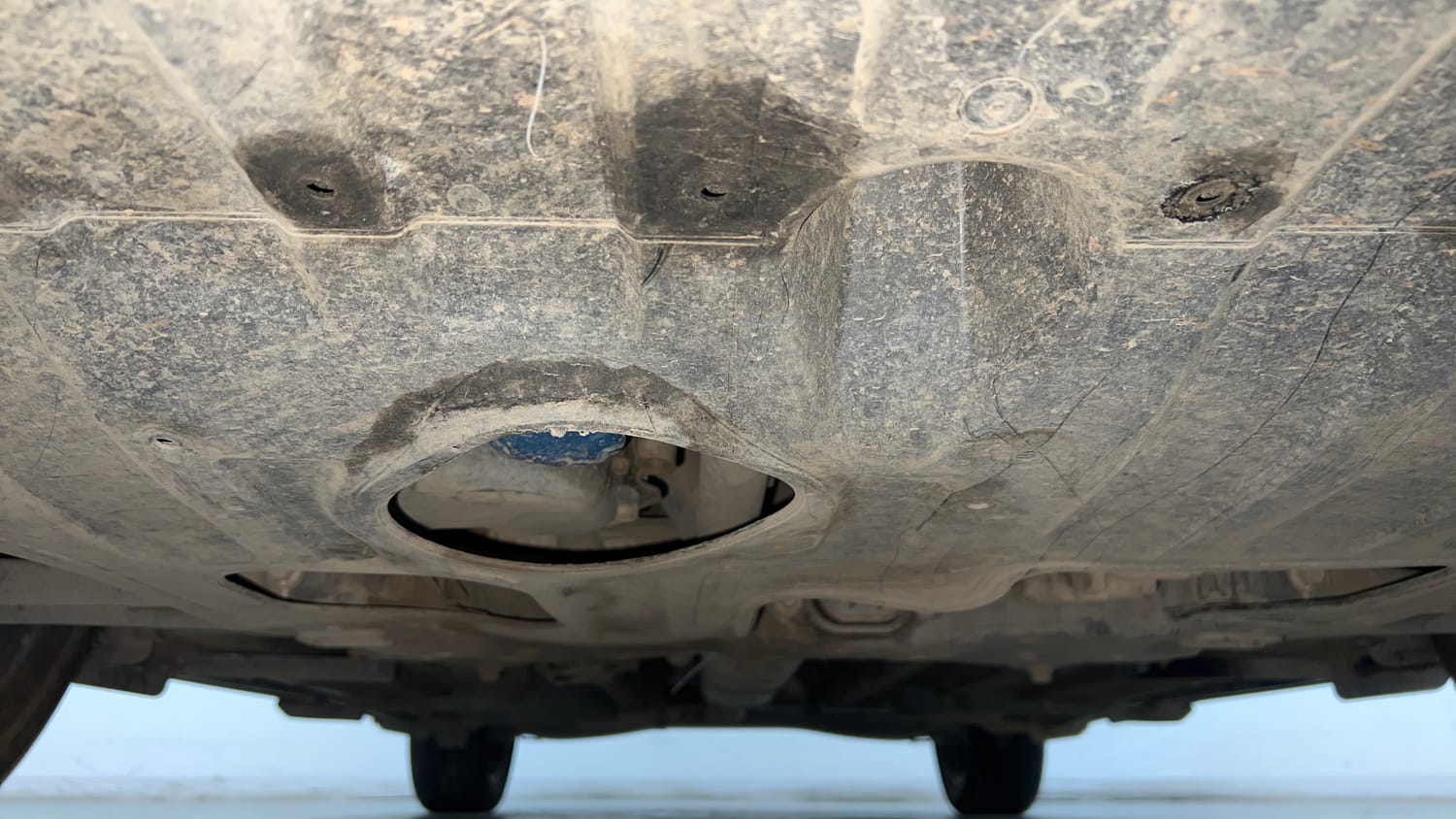Used 2024 Kia Seltos GTX Plus 1.5 Turbo Petrol DCT Petrol Automatic extra FRONT LEFT UNDERBODY VIEW