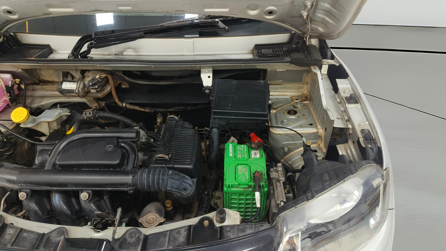 Used 2019 Renault Kwid 1.0 RXT AMT Petrol Automatic engine ENGINE LEFT SIDE VIEW
