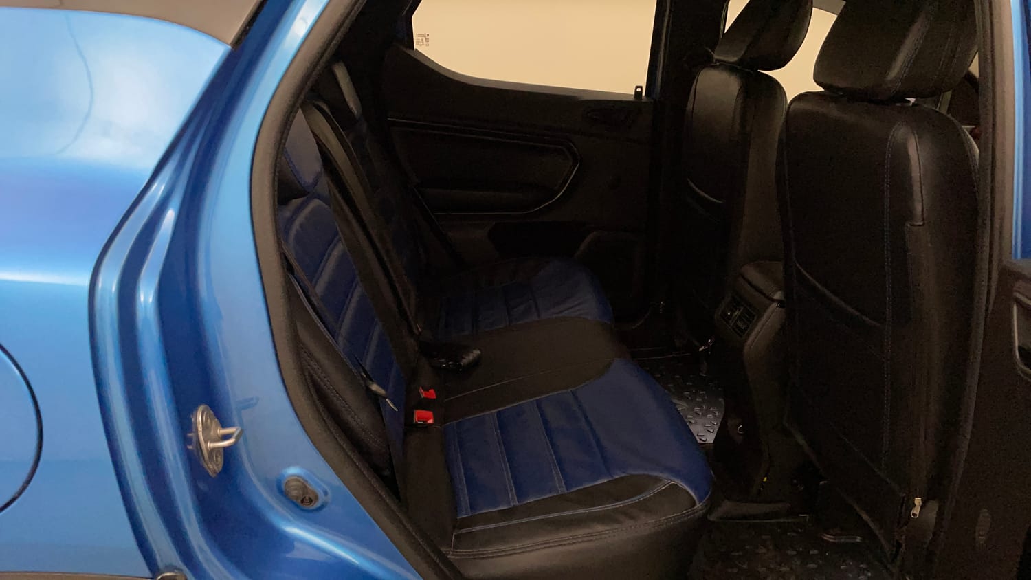 Used 2022 Renault Kiger RXZ AMT Dual Tone Petrol Automatic interior RIGHT SIDE REAR DOOR CABIN VIEW