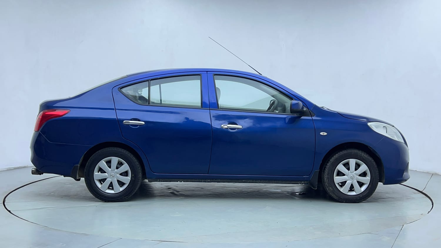 Used 2013 Nissan Sunny XL Petrol Manual exterior RIGHT SIDE VIEW