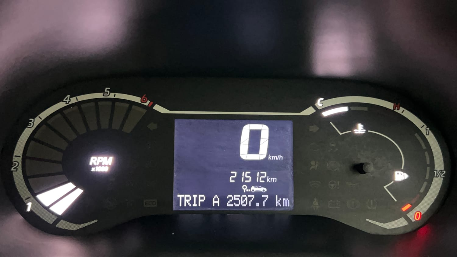 Used 2023 Nissan Magnite XE Petrol Manual interior CLUSTERMETER VIEW