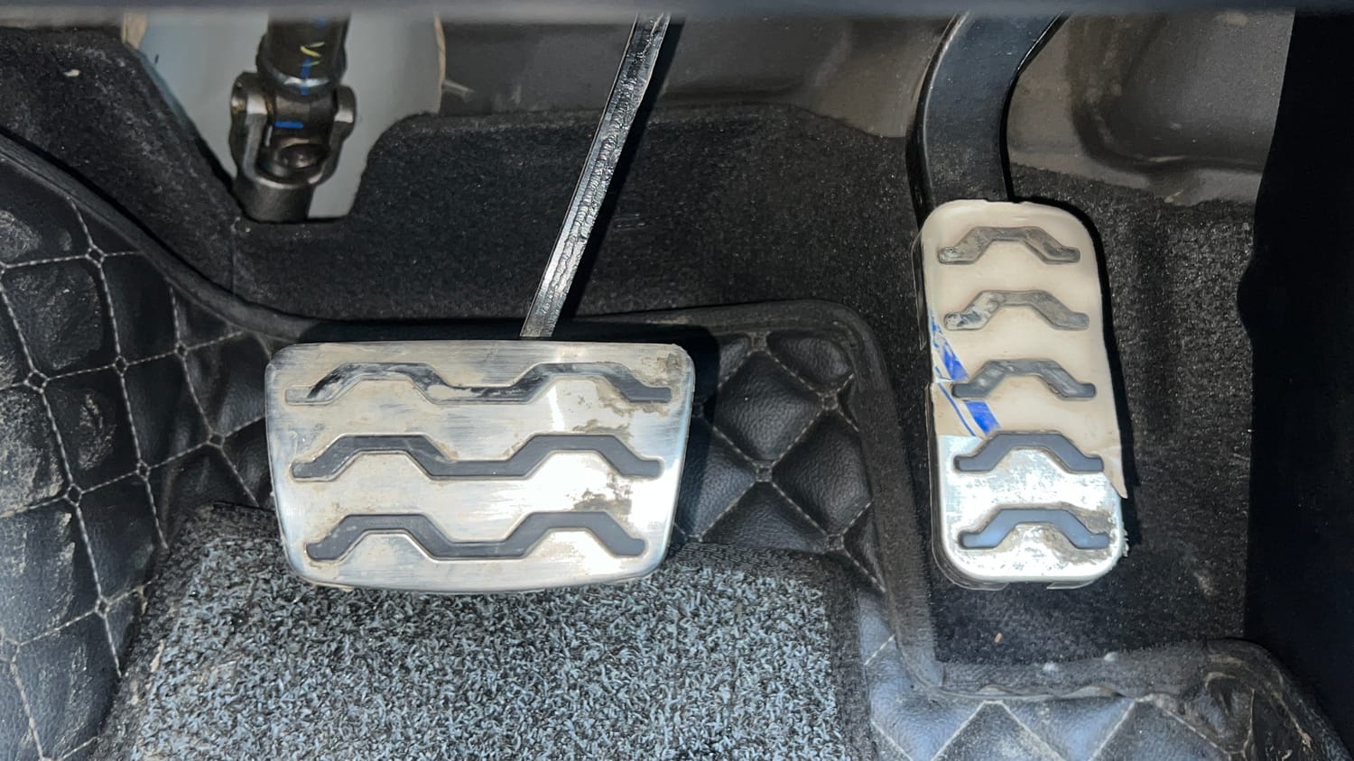 Used 2024 Kia Seltos GTX Plus 1.5 Turbo Petrol DCT Petrol Automatic interior PEDALS VIEW