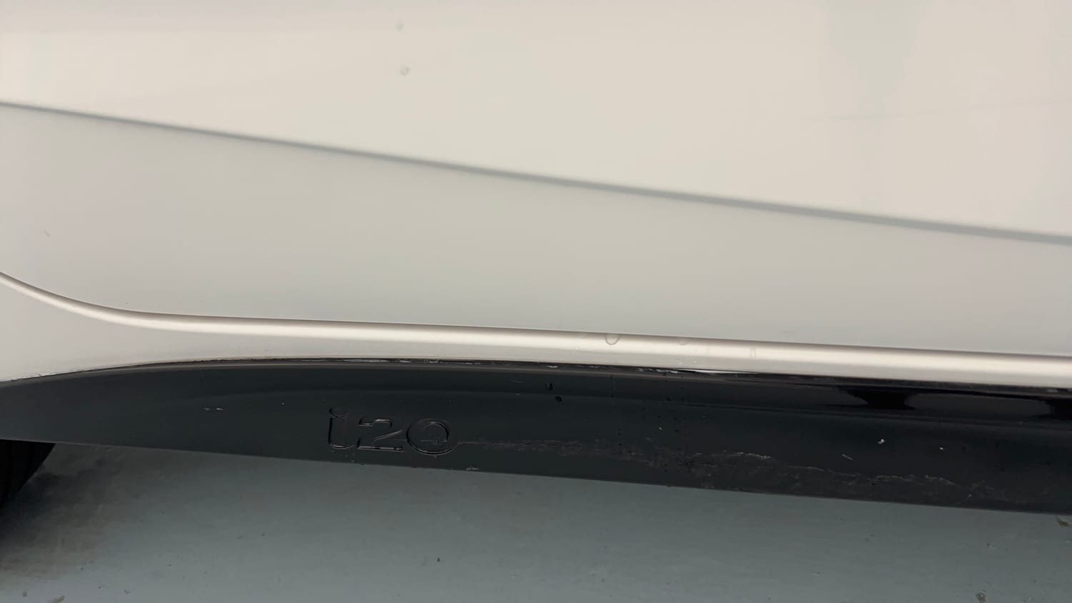 Used 2024 Hyundai New i20 Asta (O) 1.2 IVT Petrol Automatic dents MINOR SCRATCH
