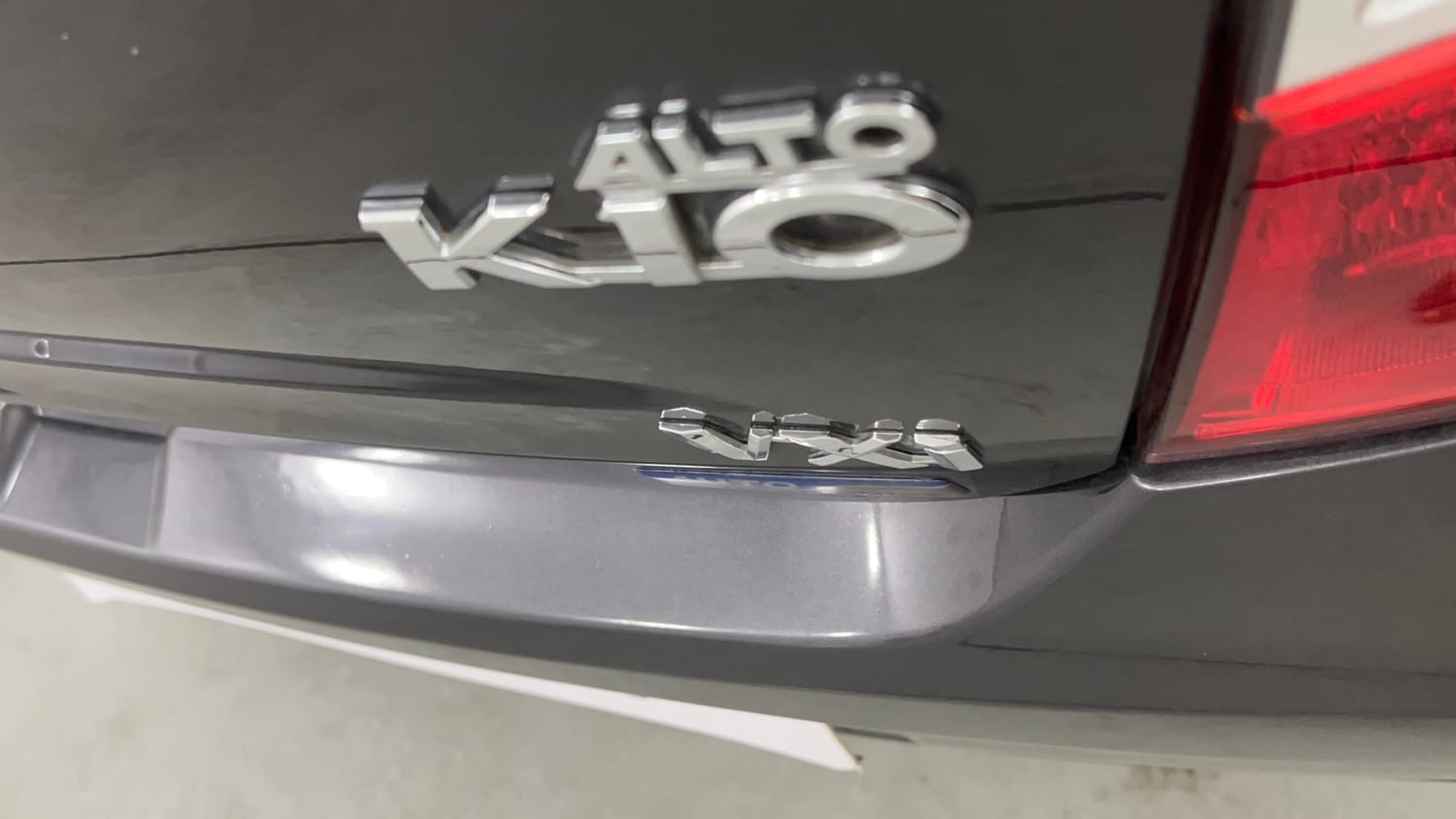 Used 2018 maruti-suzuki Alto K10 VXi (O) AMT Petrol Automatic dents MINOR SCRATCH