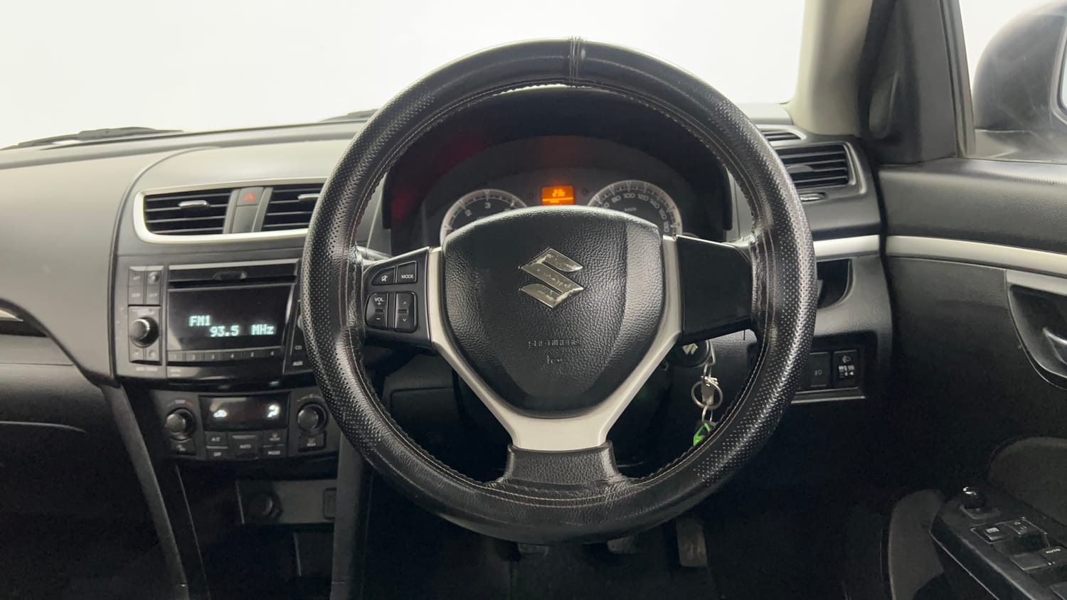 Used 2012 Maruti Suzuki Swift ZDi Diesel Manual interior STEERING VIEW
