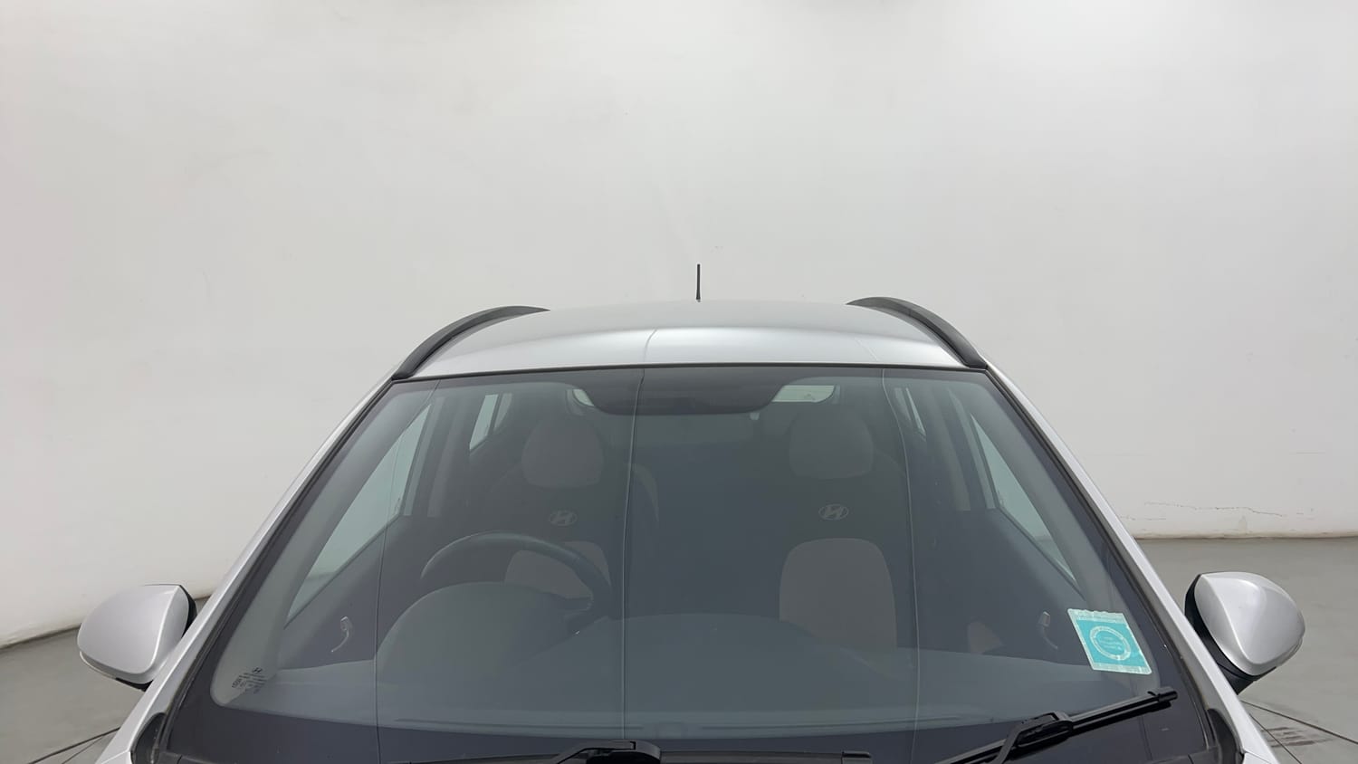 Used 2015 Hyundai Grand i10 Asta AT 1.2 Kappa VTVT Petrol Automatic exterior FRONT WINDSHIELD VIEW