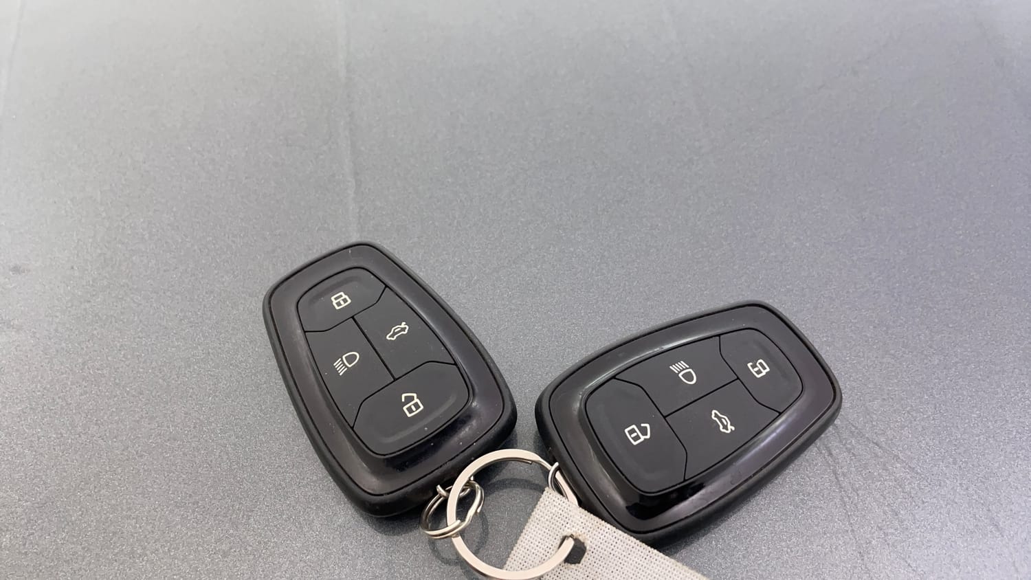 Used 2024 Tata Altroz XZ Petrol Petrol Manual extra CAR KEY VIEW