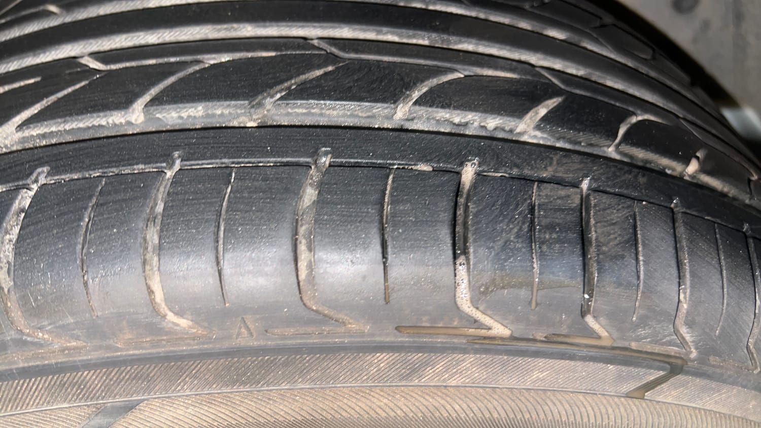 Used 2016 Hyundai Creta 1.6 SX Plus Diesel Manual tyres LEFT REAR TYRE TREAD VIEW