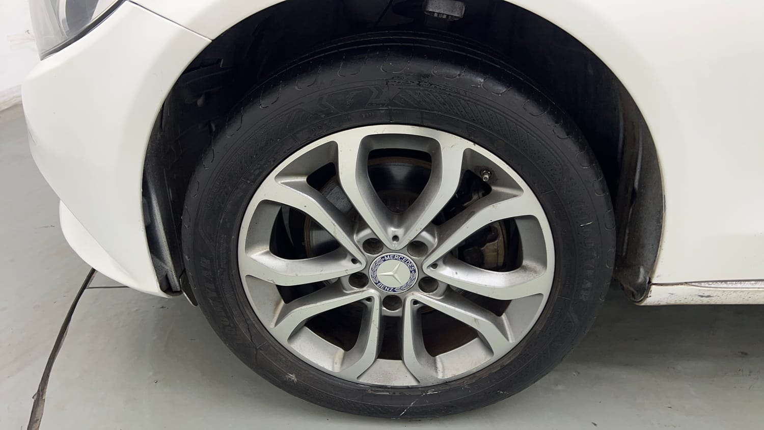 Used 2015 Mercedes-Benz C-Class C 200 Avantgarde Petrol Automatic tyres LEFT FRONT TYRE RIM VIEW