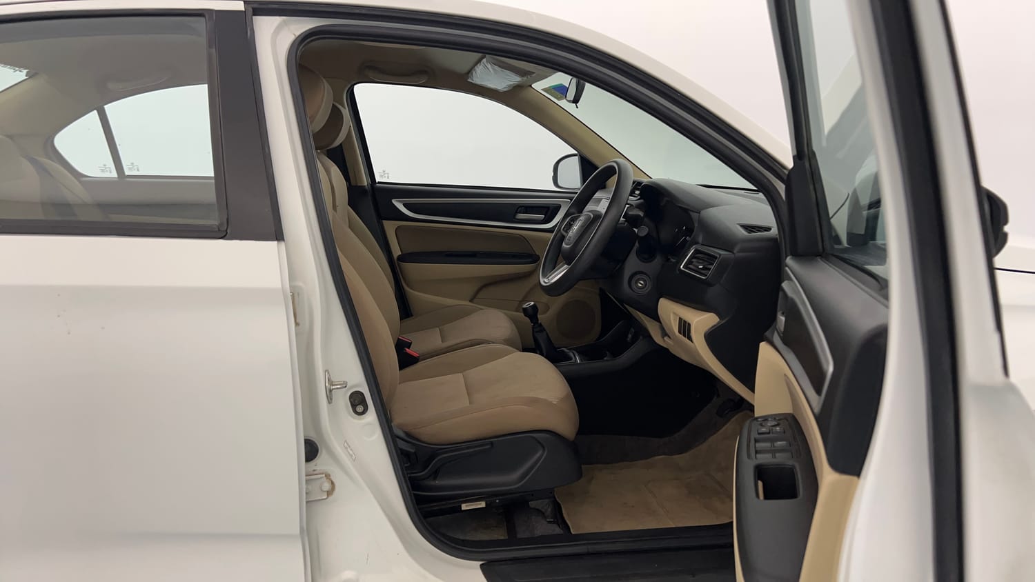 Used 2022 Honda Amaze S MT 1.2 Petrol Petrol Manual interior RIGHT SIDE FRONT DOOR CABIN VIEW