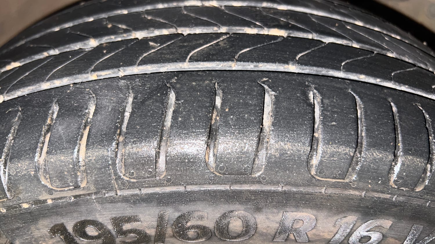 Used 2020 Honda WR-V VX MT Petrol Petrol Manual tyres RIGHT FRONT TYRE TREAD VIEW