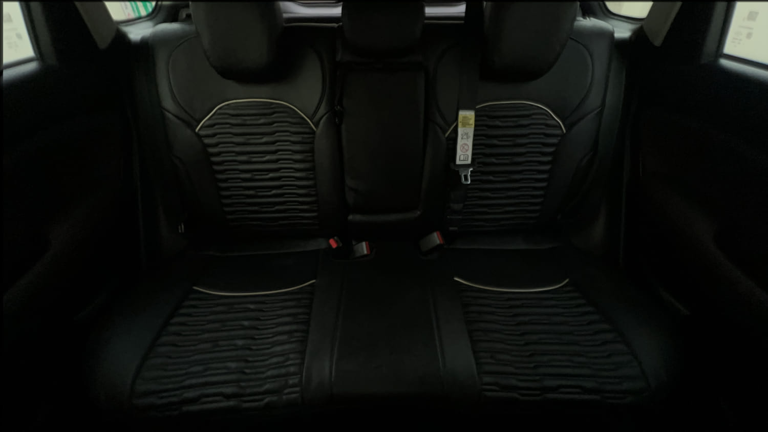 Used 2024 Maruti Suzuki Grand Vitara Zeta Smart Hybrid AT Petrol Automatic interior REAR SEAT CONDITION VIEW