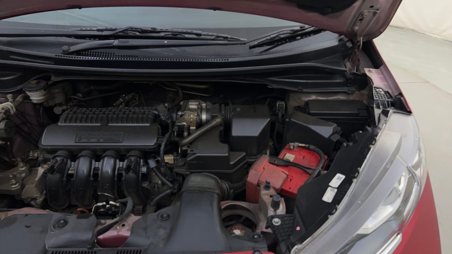 Used 2020 Honda WR-V VX MT Petrol Petrol Manual engine ENGINE LEFT SIDE HINGE & APRON VIEW