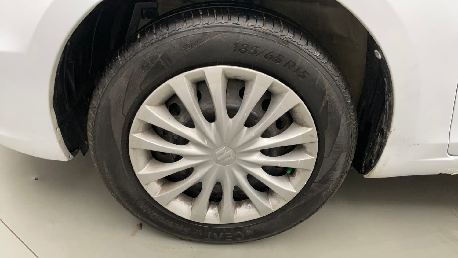 Used 2017 Maruti Suzuki Ciaz VXi+ Petrol Manual tyres LEFT FRONT TYRE RIM VIEW